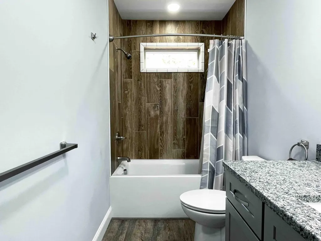 3 Milligan Circle Oxford ME 04270