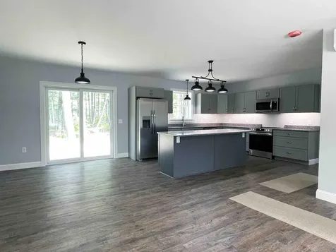 3 Milligan Circle Oxford ME 04270