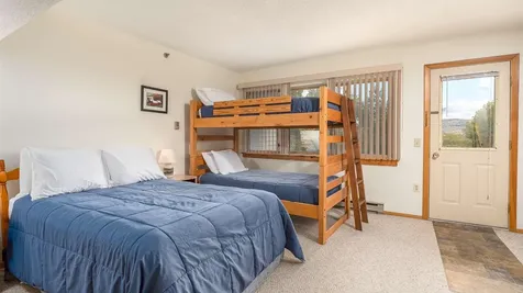 8 Sunrise Drive Newry ME 04261