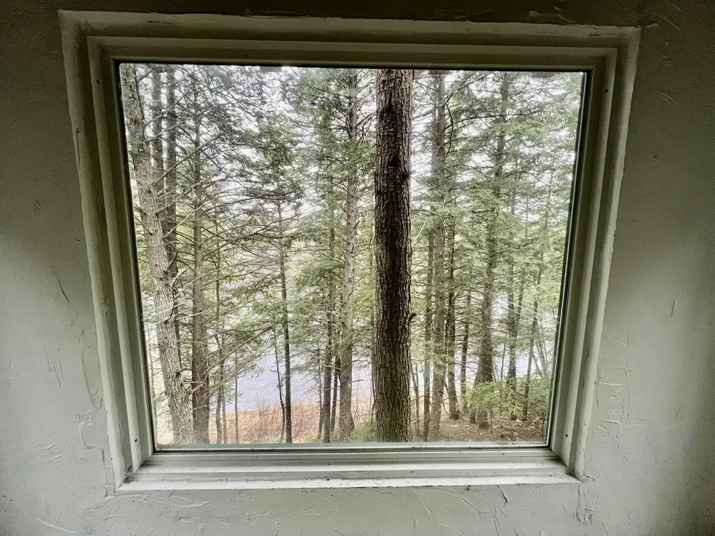 10 Angel Lane Medford ME 04463