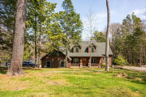 37 Whale Rock Road Boothbay ME 04537