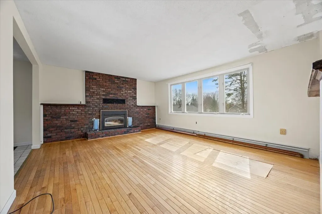 453 Saco Street Westbrook ME 04092