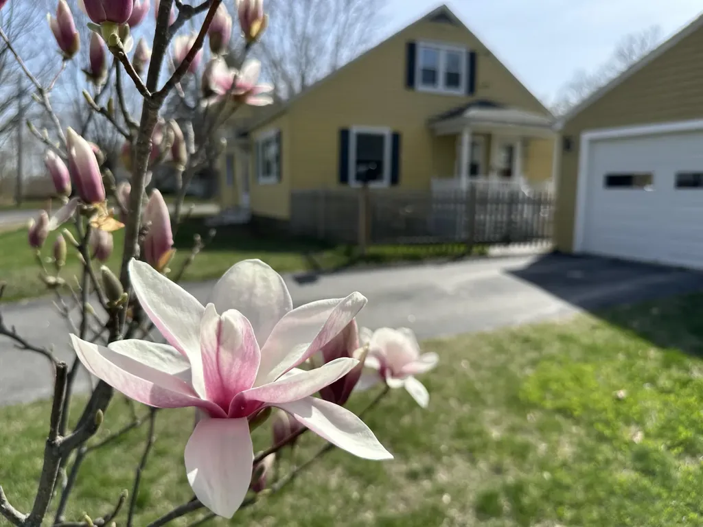 1 Garden Drive Topsham ME 04086