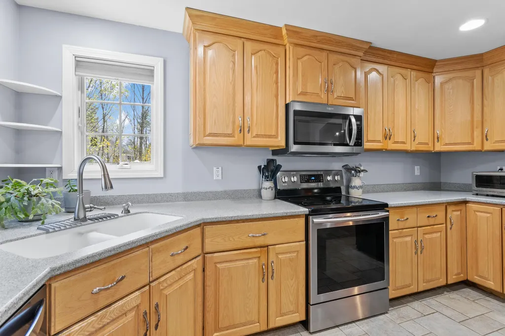 16 Heritage Drive Berwick ME 03901