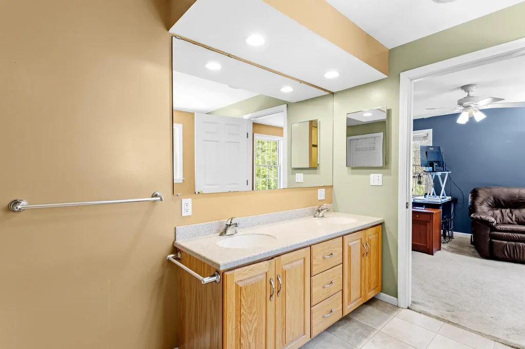 16 Heritage Drive Berwick ME 03901