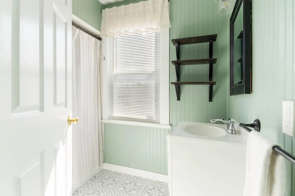 91 Pettingill Street Lewiston ME 04240