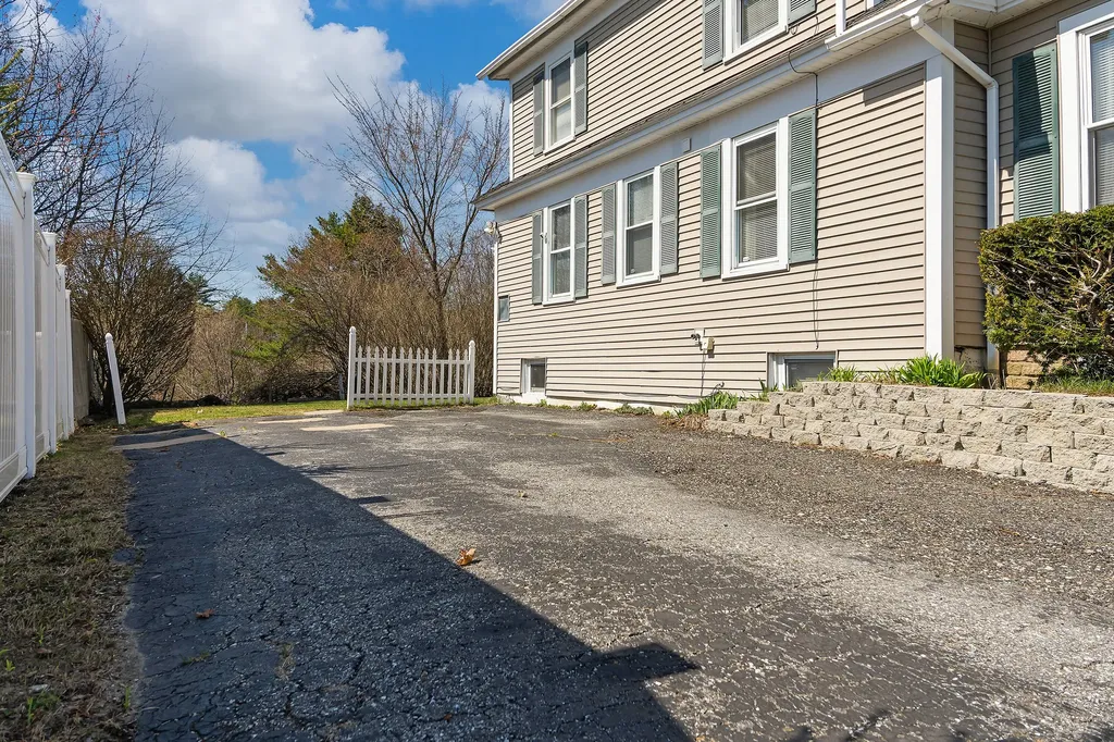 91 Pettingill Street Lewiston ME 04240