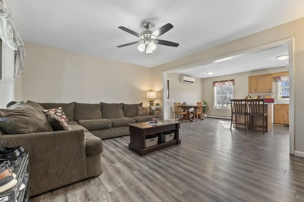 495 Brunswick Road Richmond ME 04357
