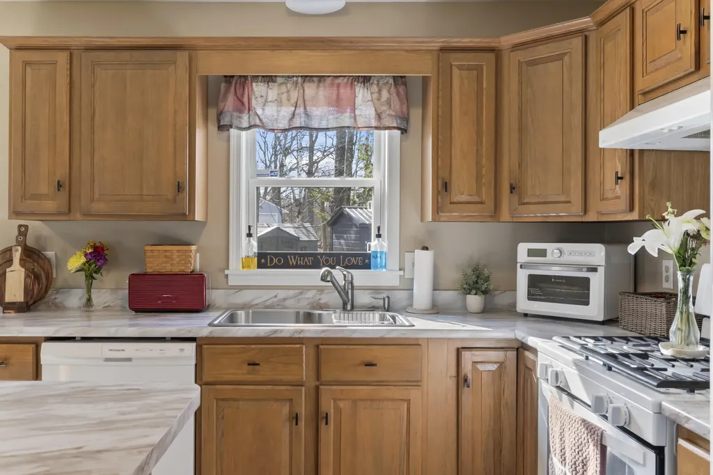495 Brunswick Road Richmond ME 04357