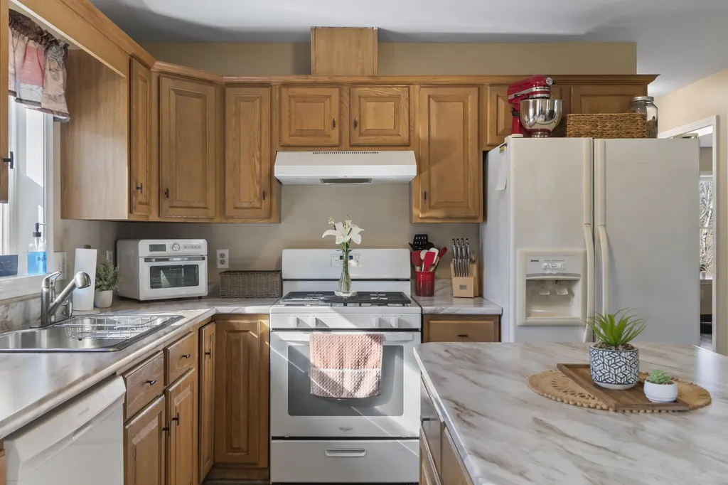 495 Brunswick Road Richmond ME 04357