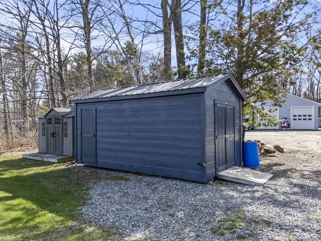 495 Brunswick Road Richmond ME 04357