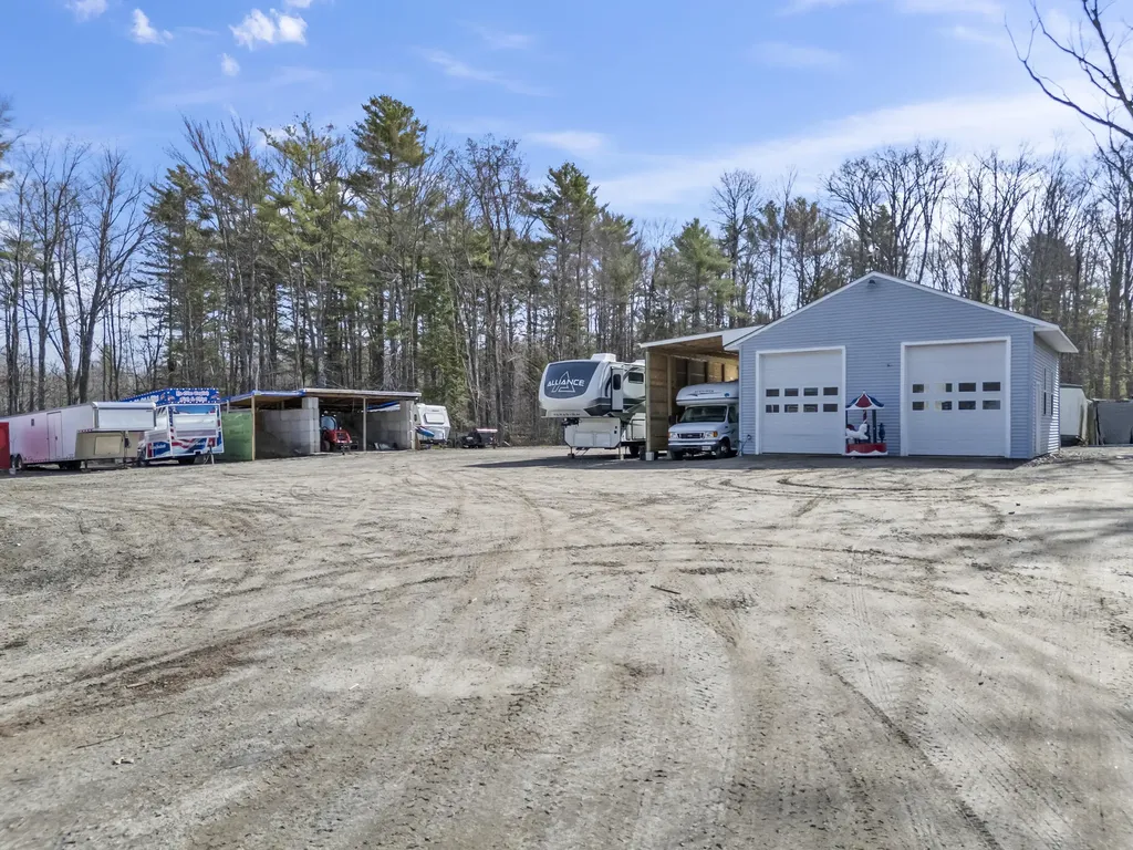 495 Brunswick Road Richmond ME 04357
