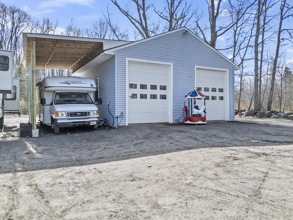 495 Brunswick Road Richmond ME 04357