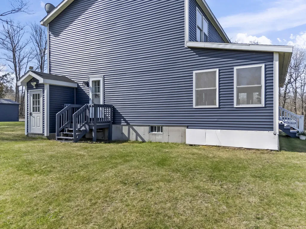 495 Brunswick Road Richmond ME 04357