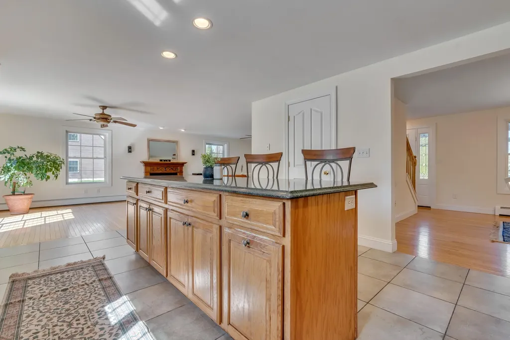 44 Deerfield Road North Berwick ME 03906