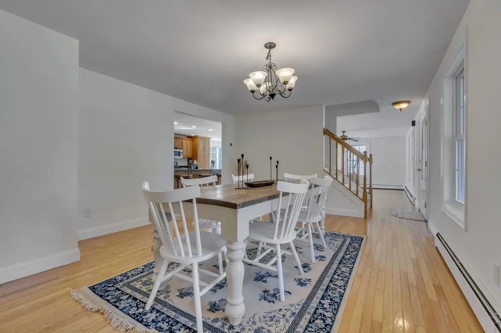 44 Deerfield Road North Berwick ME 03906