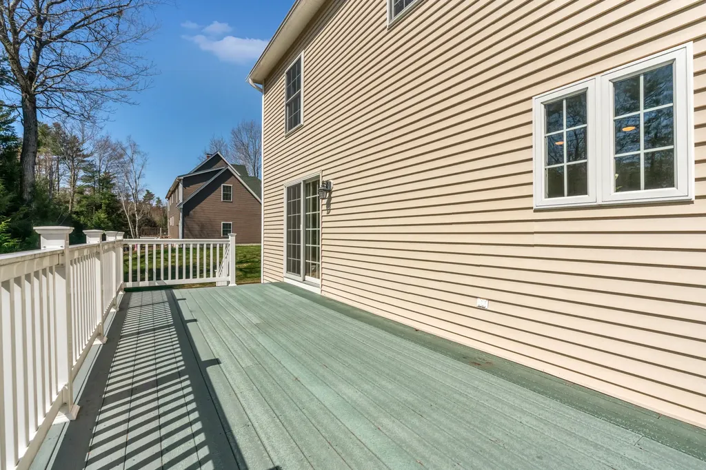 44 Deerfield Road North Berwick ME 03906