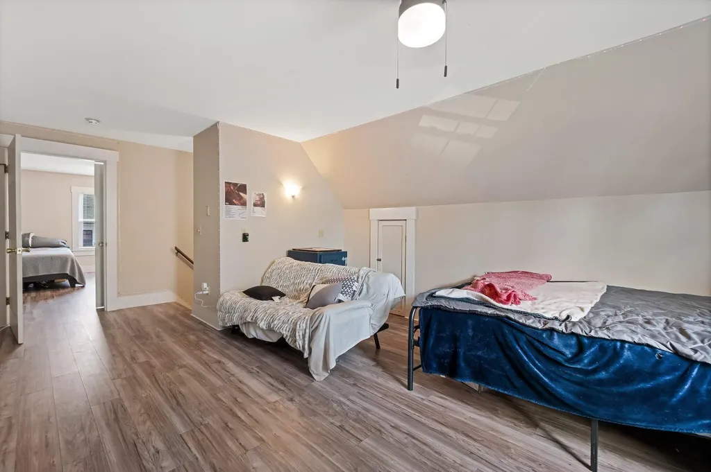 138 High Street Farmington ME 04938