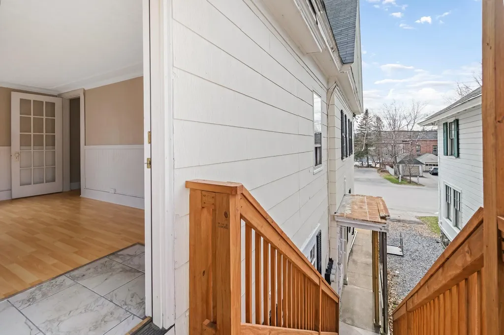 138 High Street Farmington ME 04938