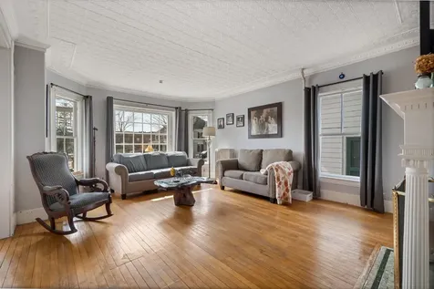 138 High Street Farmington ME 04938