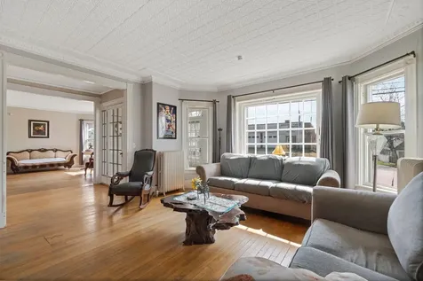 138 High Street Farmington ME 04938