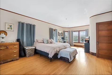 138 High Street Farmington ME 04938