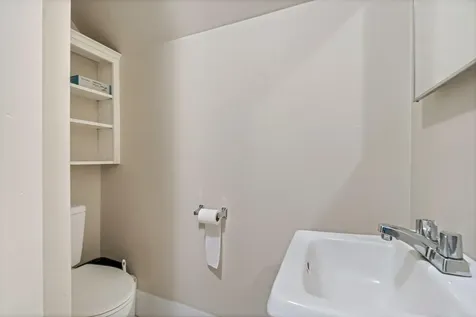 138 High Street Farmington ME 04938