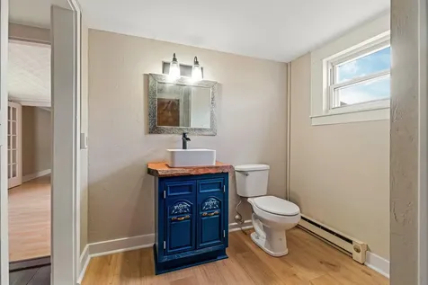 138 High Street Farmington ME 04938