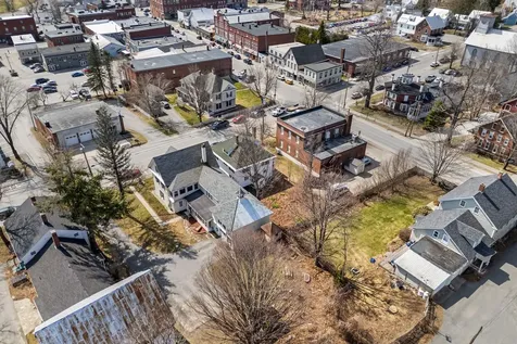 138 High Street Farmington ME 04938