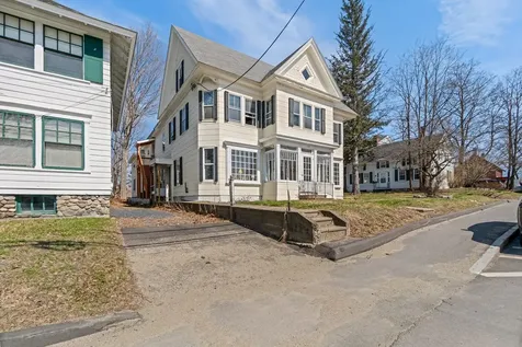 138 High Street Farmington ME 04938