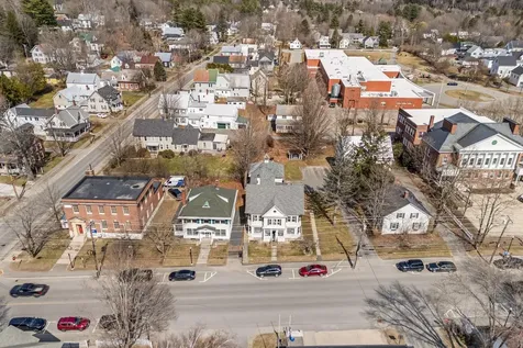 138 High Street Farmington ME 04938
