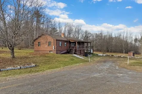 1413 Main Road Carmel ME 04419