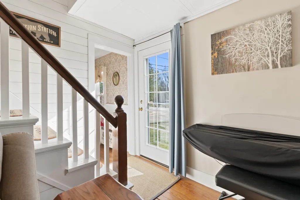 18 Hancock Avenue Hiram ME 04041
