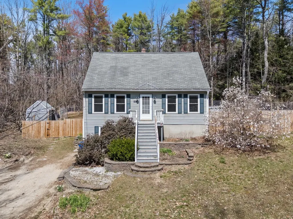368 Doles Ridge Road Limerick ME 04048