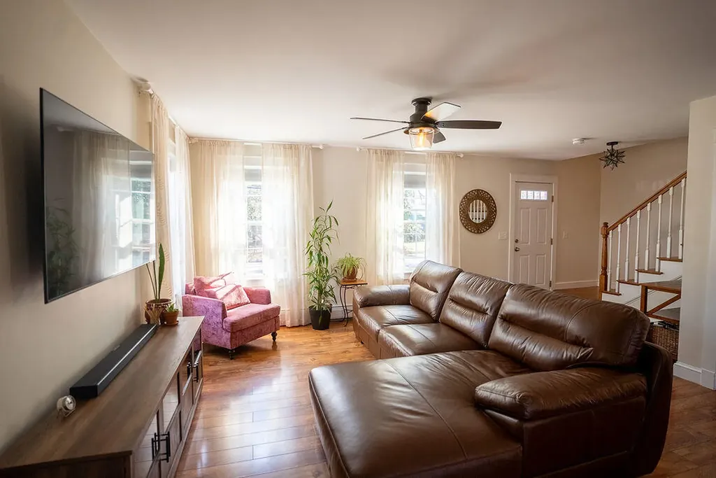 10 Pinewood Street Orono ME 04473