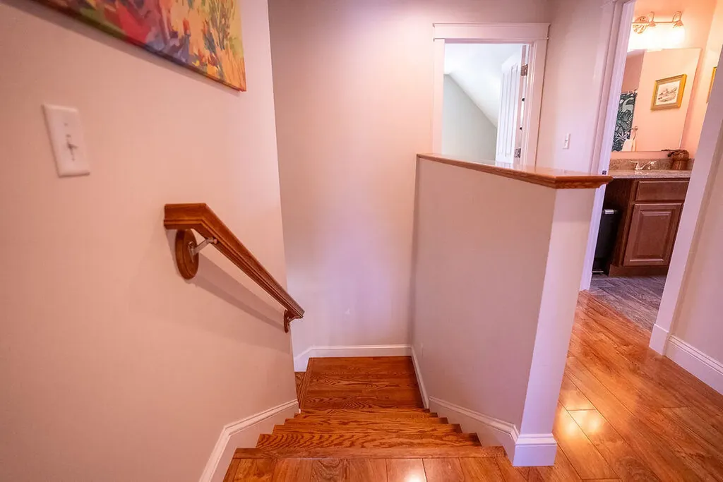10 Pinewood Street Orono ME 04473