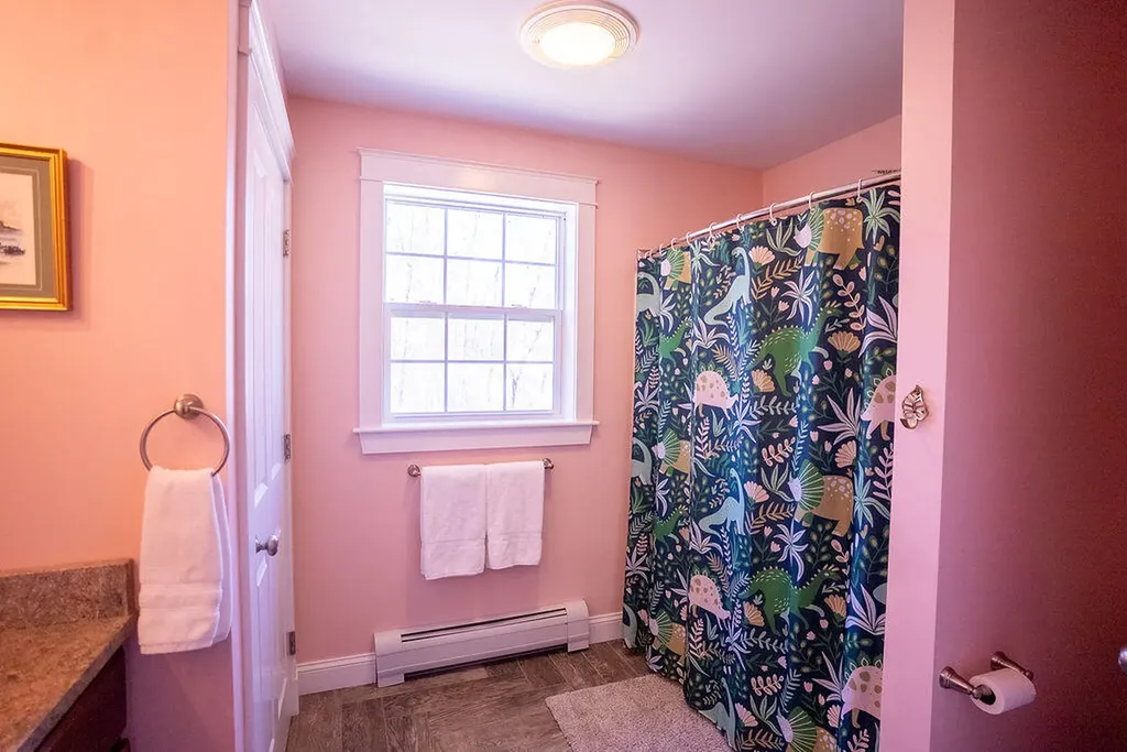 10 Pinewood Street Orono ME 04473