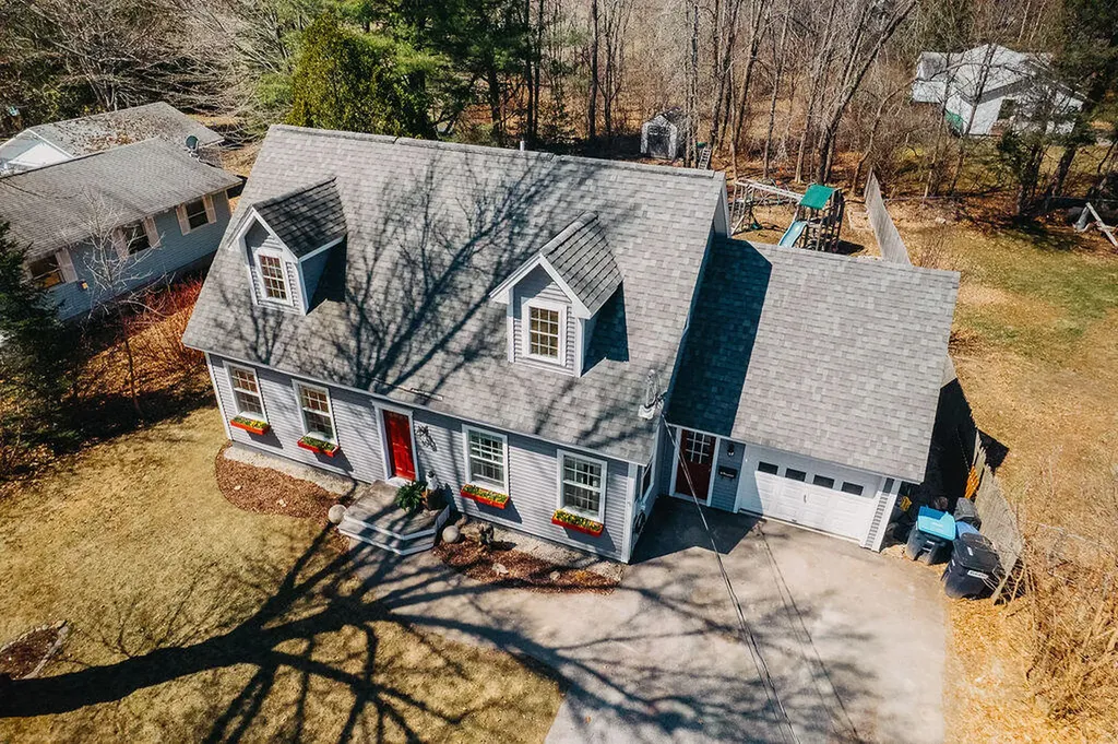 10 Pinewood Street Orono ME 04473