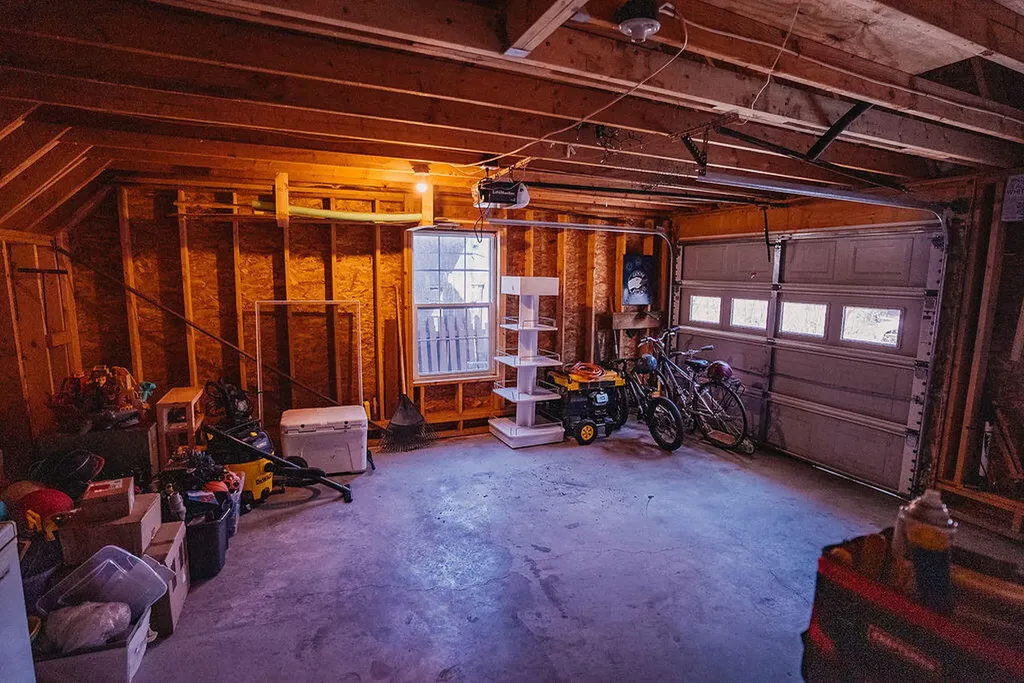 10 Pinewood Street Orono ME 04473