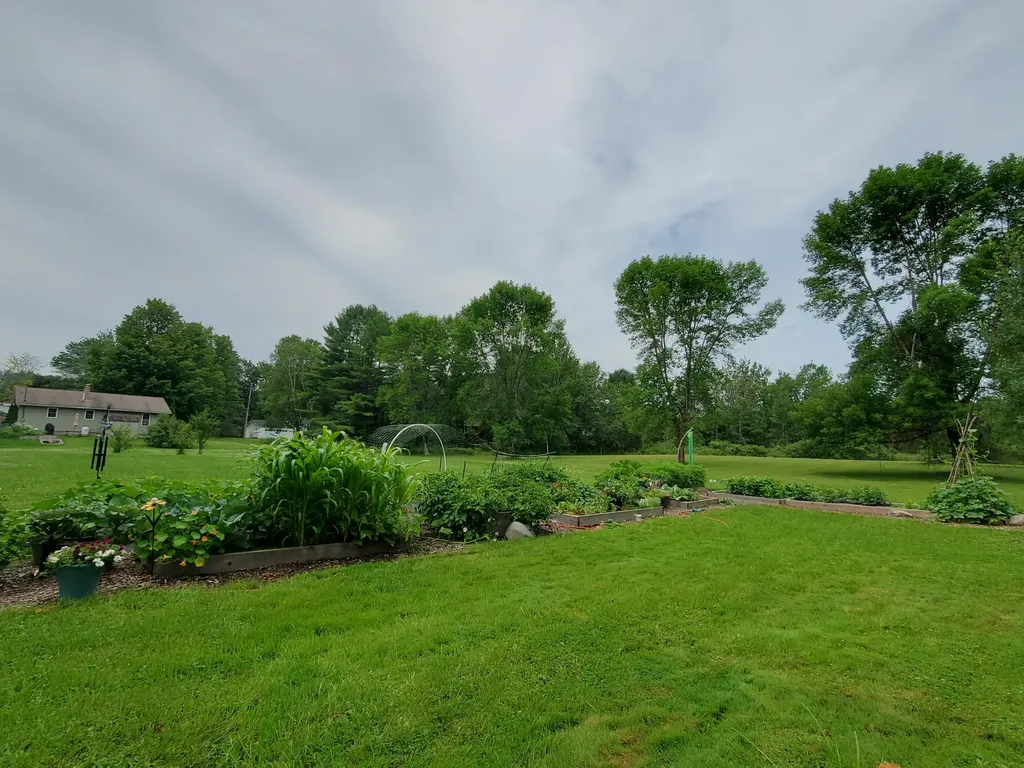 10 Pinewood Street Orono ME 04473