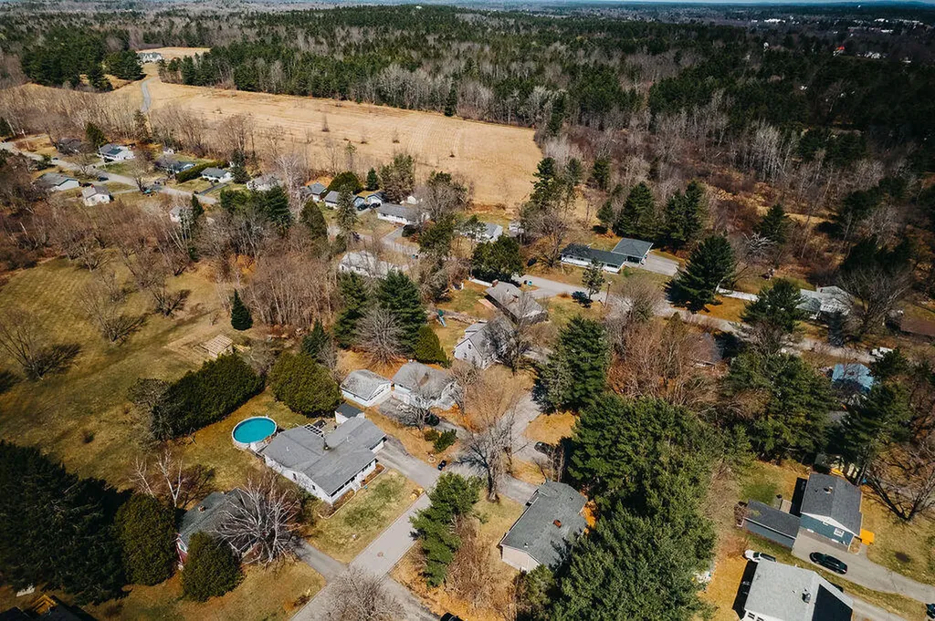 10 Pinewood Street Orono ME 04473