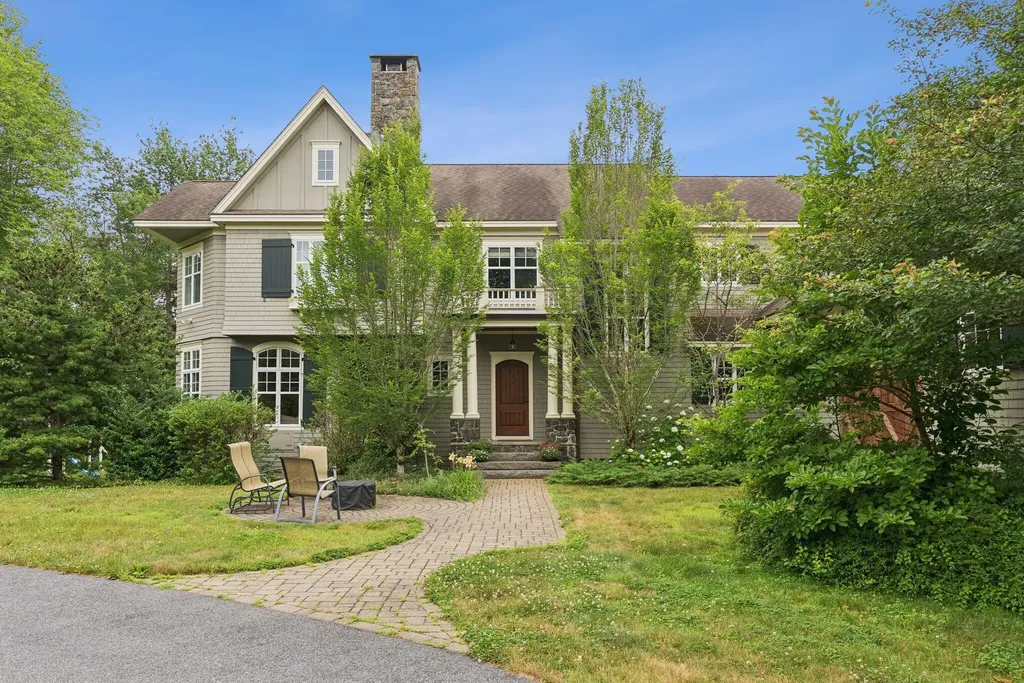 1 Cardinal Lane Cape Elizabeth ME 04107