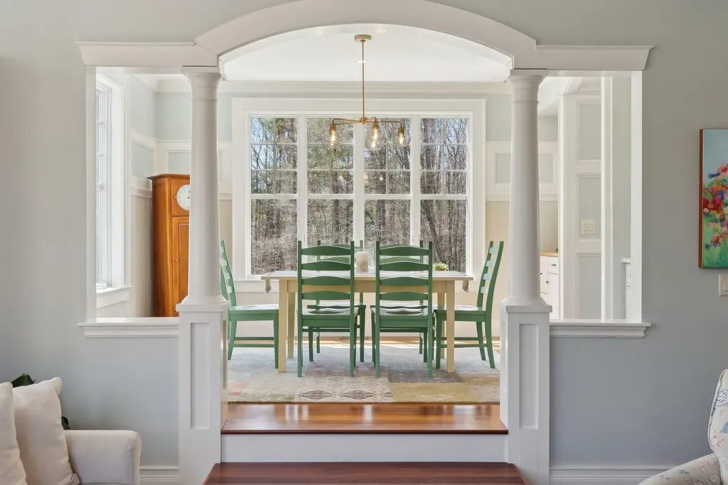 1 Cardinal Lane Cape Elizabeth ME 04107