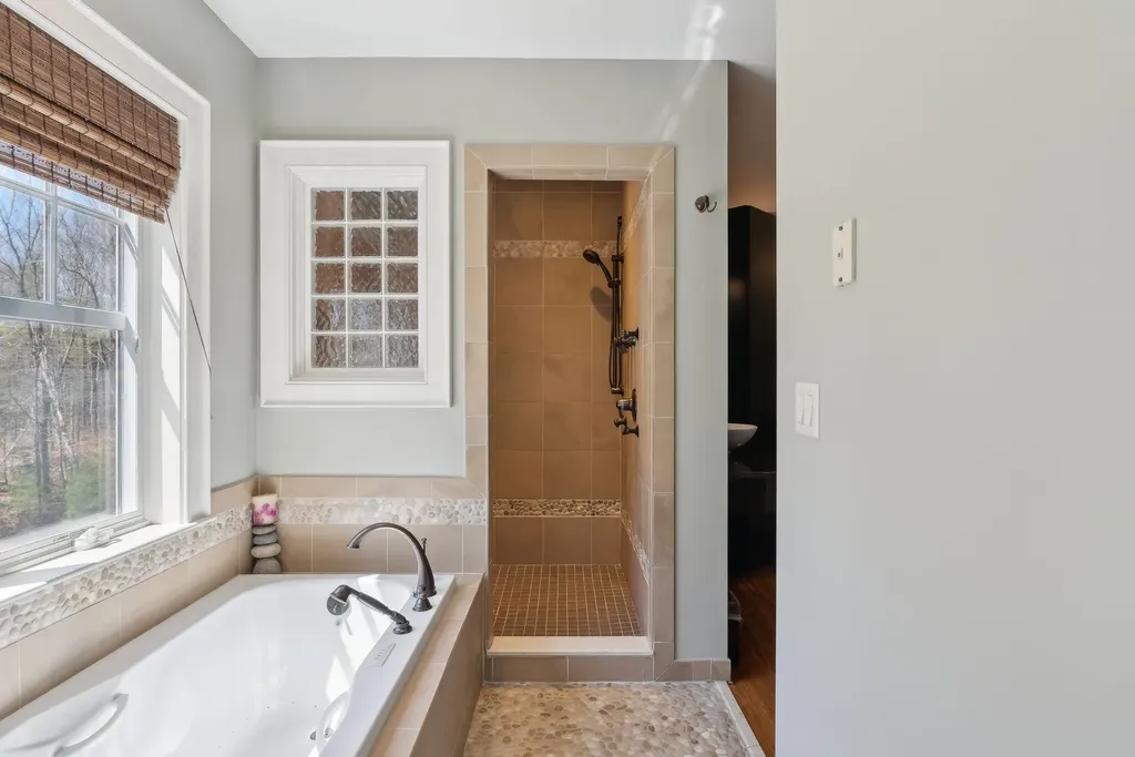 1 Cardinal Lane Cape Elizabeth ME 04107