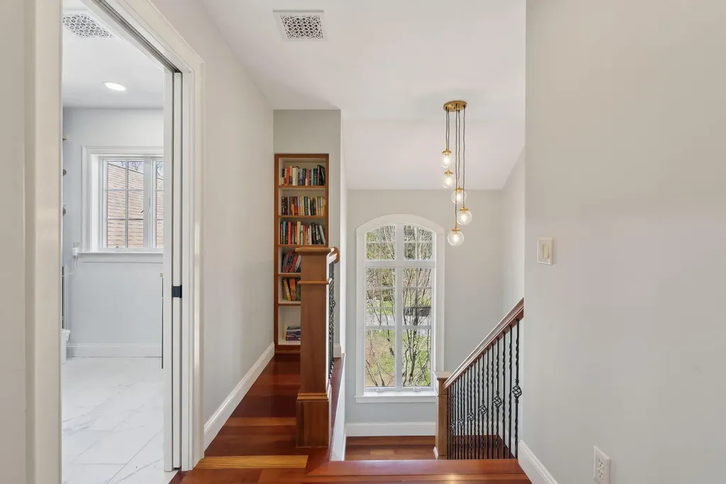 1 Cardinal Lane Cape Elizabeth ME 04107
