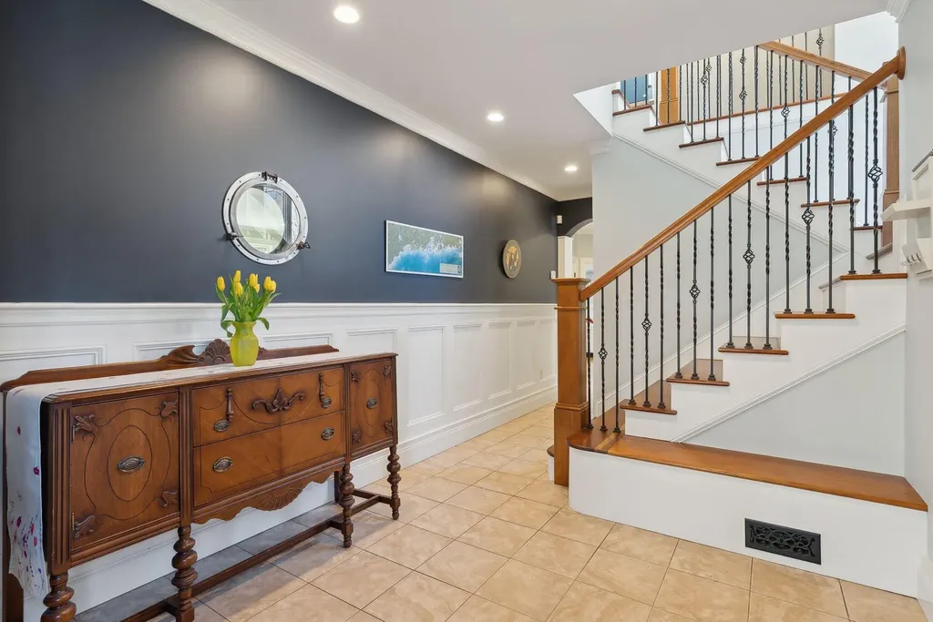 1 Cardinal Lane Cape Elizabeth ME 04107