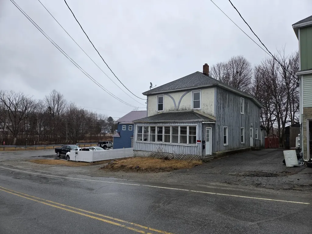 97 Penobscot Avenue Millinocket ME 04462