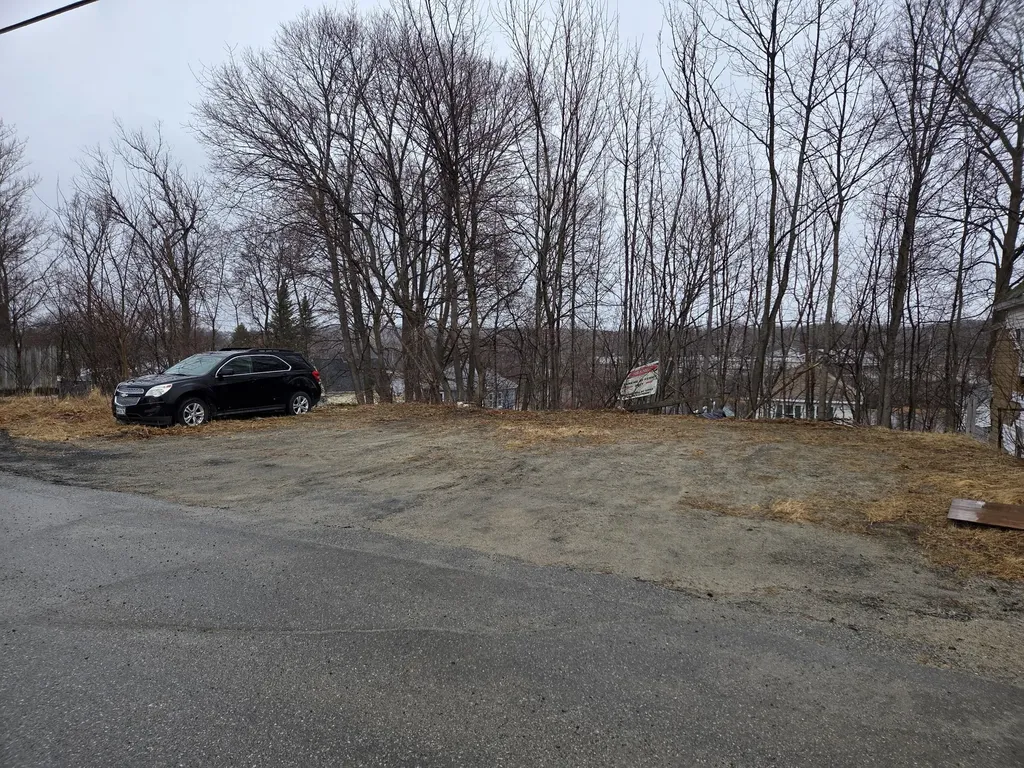 97 Penobscot Avenue Millinocket ME 04462