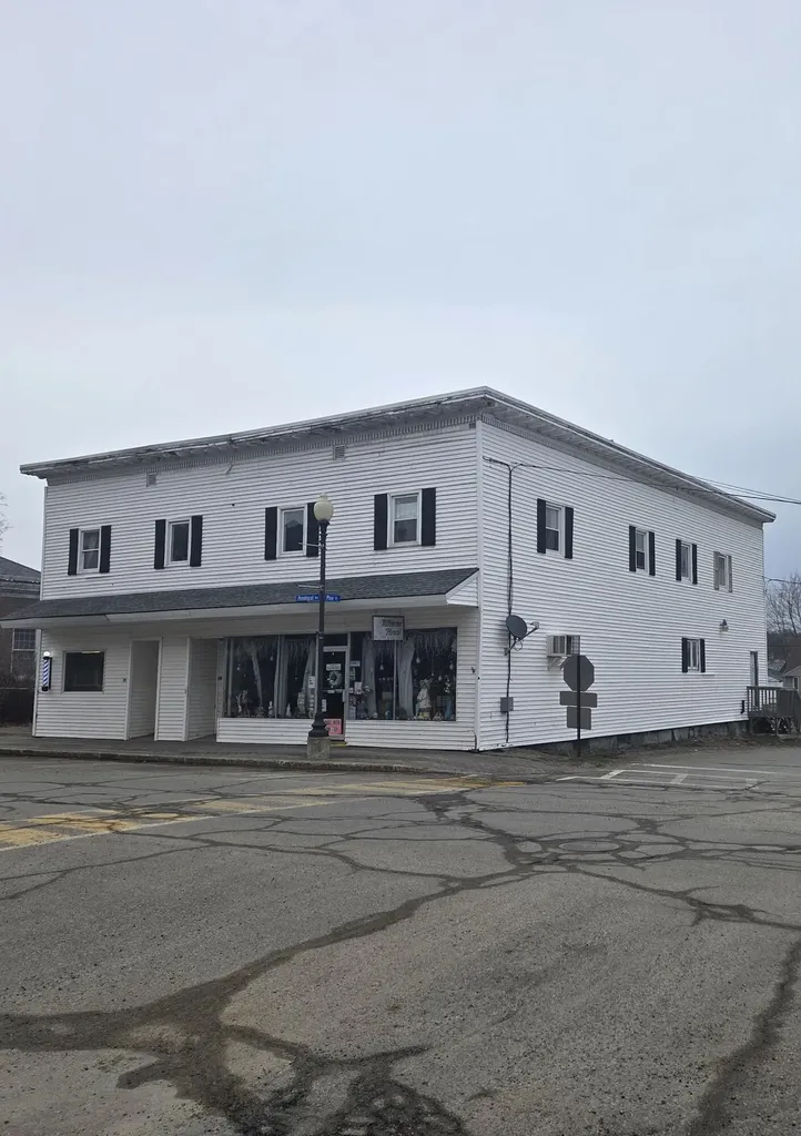 97 Penobscot Avenue Millinocket ME 04462