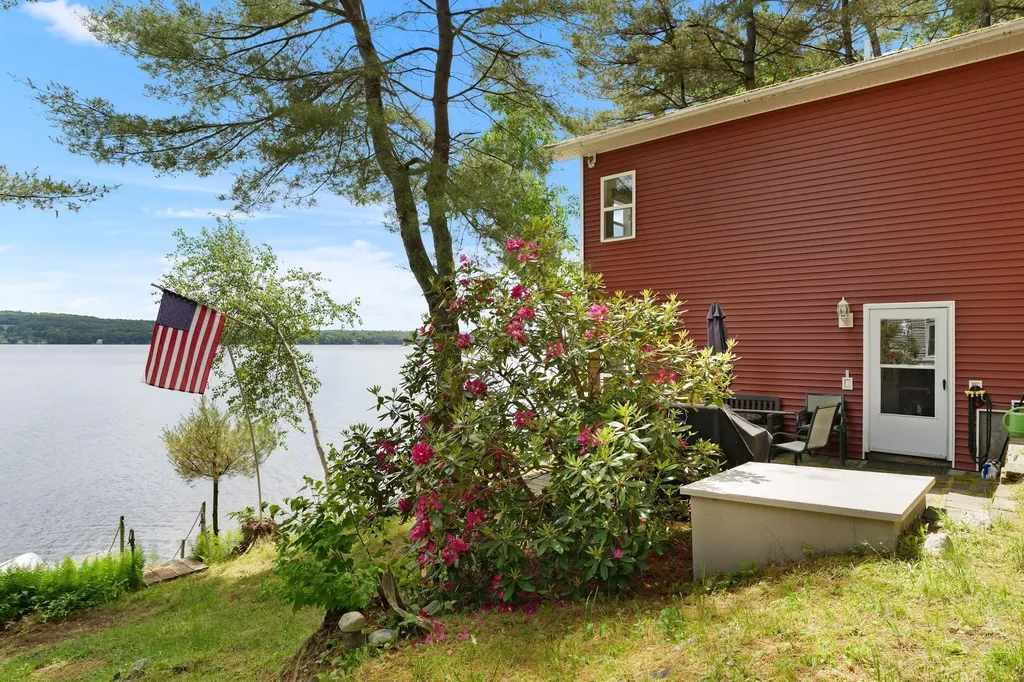 160 Heritage Woods Lane Winthrop ME 04364